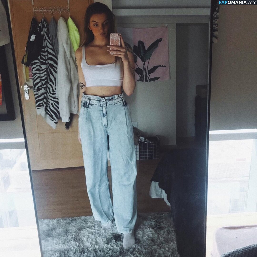 cl0ut / th0tb0t Обнажённый OnlyFans  Утёкшее фото #1