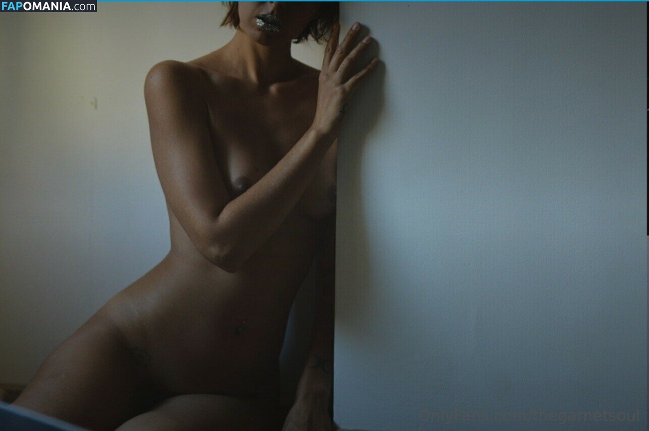 robincy / robincyn / thegarnetsoul Обнажённый OnlyFans  Утёкшее фото #19