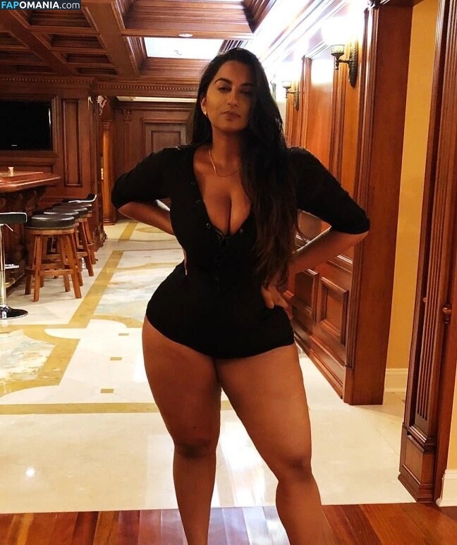 Thickest Desi Babe / curvyindians / thickestdesibabe Обнажённый OnlyFans  Утёкшее фото #1