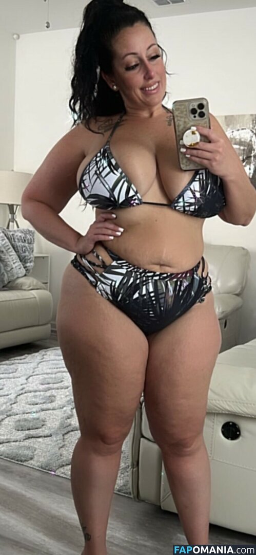 diamondntheruff103 / italianuniqueen / thickitalianmami Обнажённый OnlyFans  Утёкшее фото #8