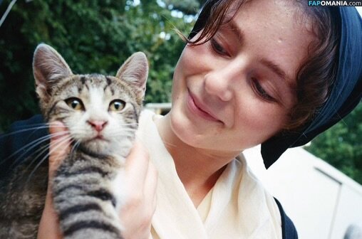 Thomasin Mckenzie / mackzjoness / thomasin.mckenzie Обнажённый OnlyFans  Утёкшее фото #33