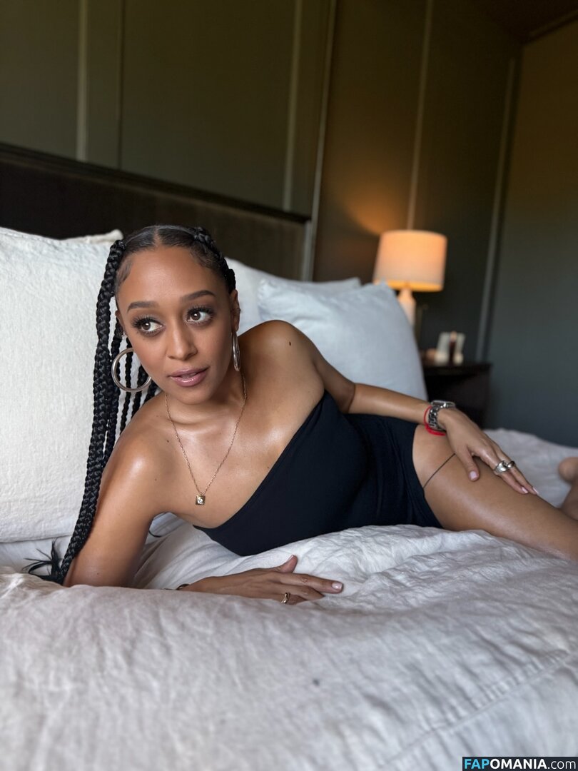 Tia Mowry / tiamowry Обнажённый OnlyFans  Утёкшее фото #7