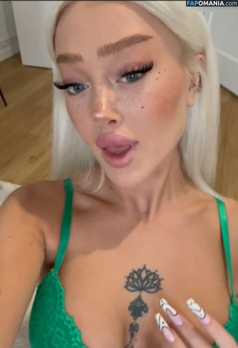 Tini Baby Обнажённый OnlyFans  Утёкшее фото #2