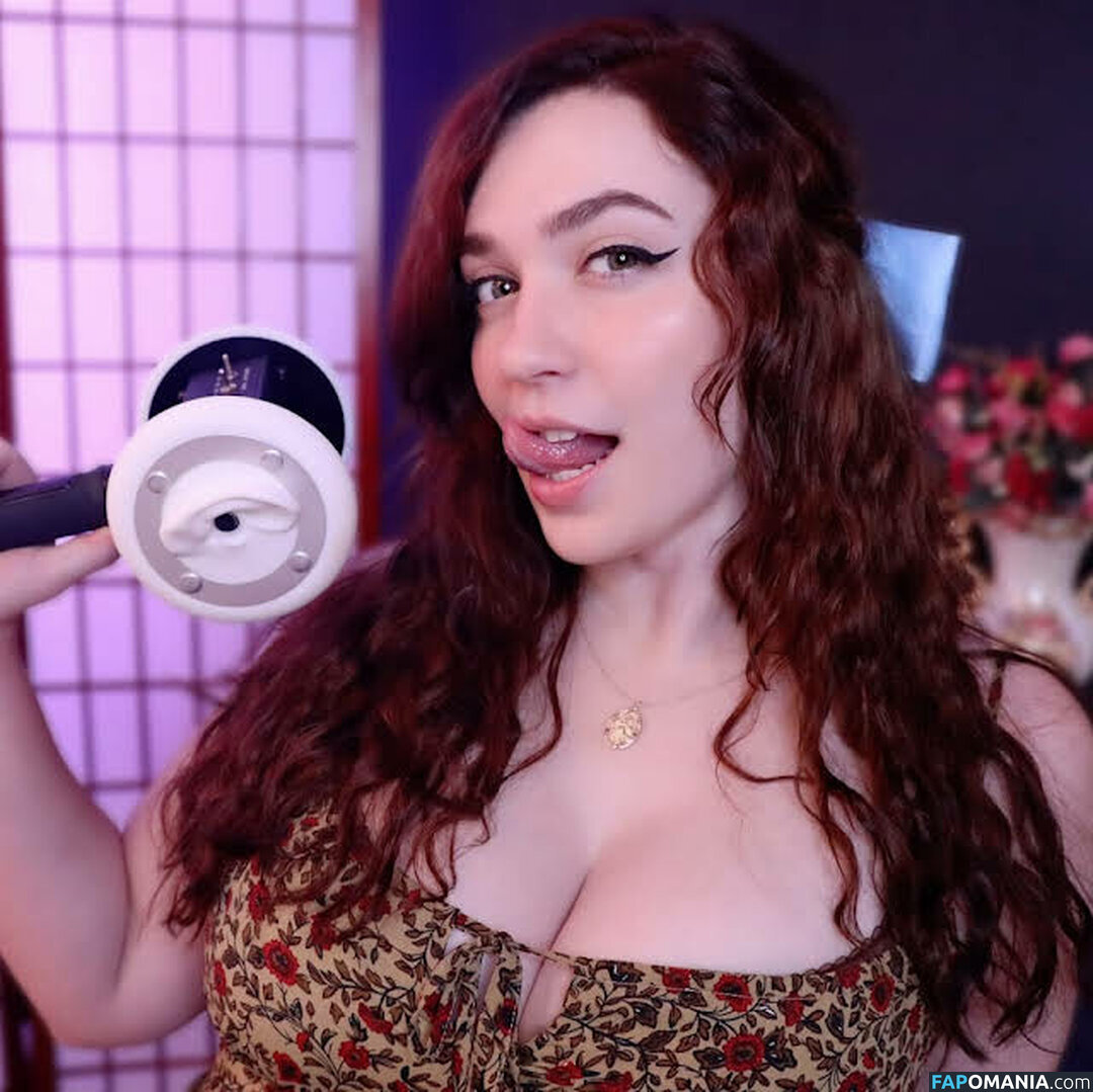 onlyfans.com / tinysadrose Обнажённый OnlyFans  Утёкшее фото #9