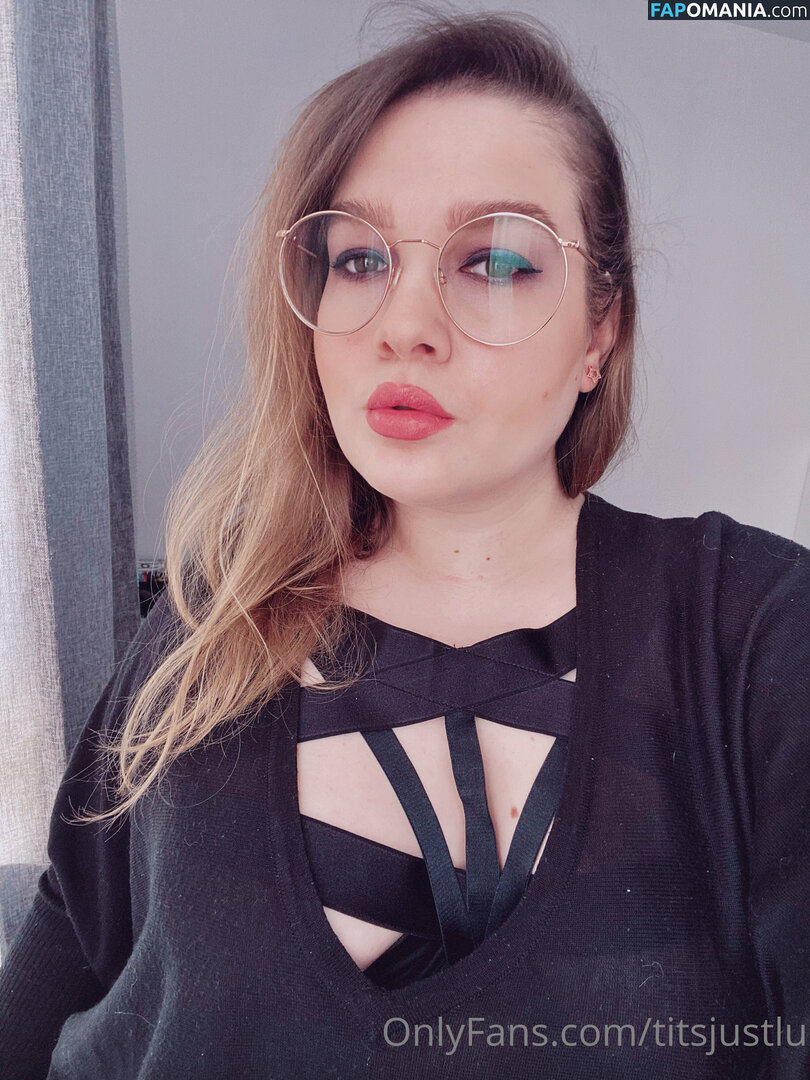 titsjustlu Обнажённый OnlyFans  Утёкшее фото #2