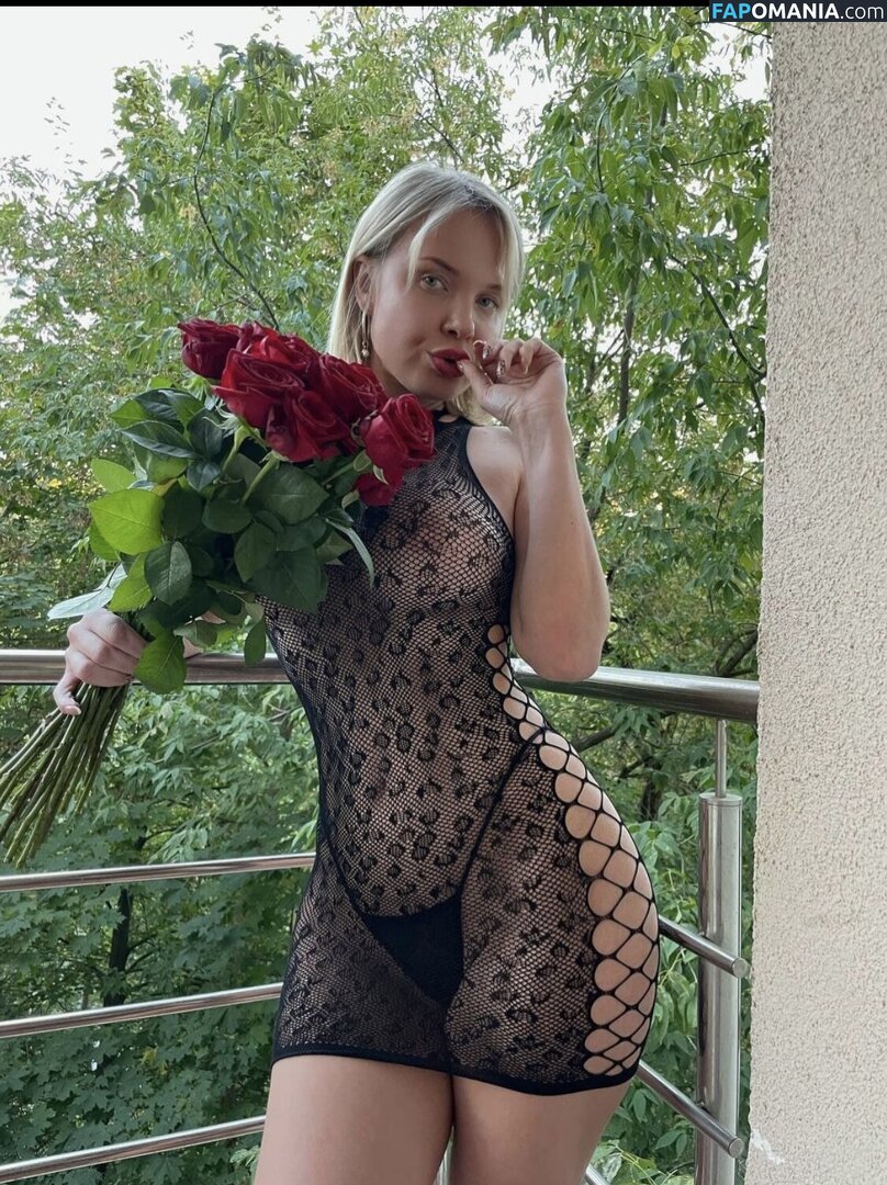 Tomskaya Lubov / l_tomskaia / tomskaya_lyubov_ Обнажённый OnlyFans  Утёкшее фото #7