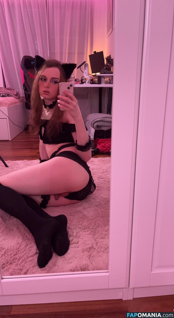 TransKitty Обнажённый OnlyFans  Утёкшее фото #2