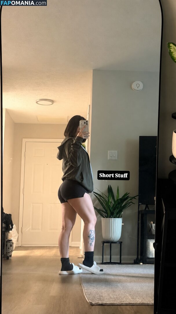 Tray.fitfever | Tray Soe / military / tray.fitfever Обнажённый OnlyFans  Утёкшее фото #2