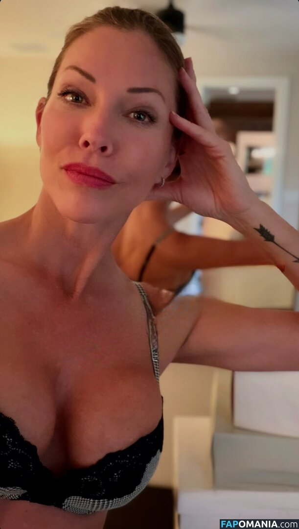 Cylon / Tricia Helfer / https: / officialtriciahelfer / triciahelfer Обнажённый OnlyFans  Утёкшее фото #202