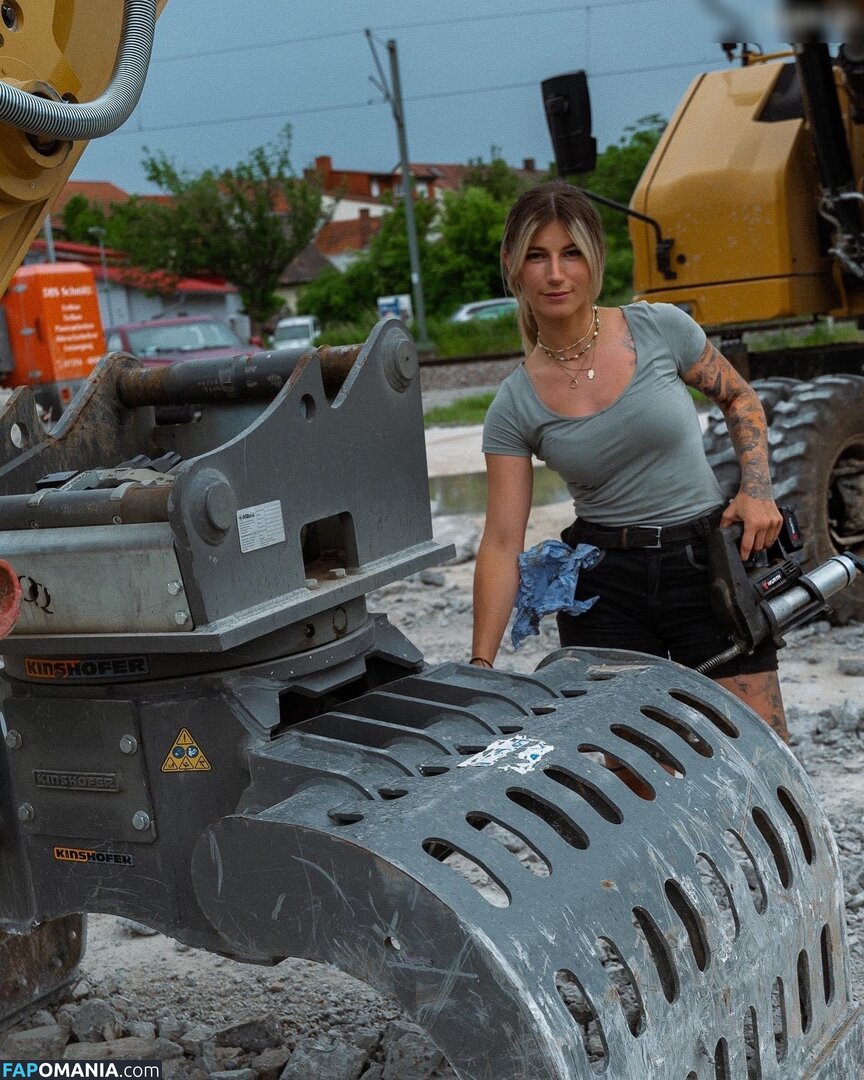 Tschulique Обнажённый OnlyFans  Утёкшее фото #10