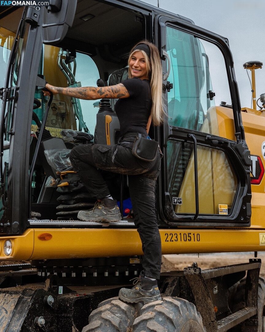 Tschulique Обнажённый OnlyFans  Утёкшее фото #13