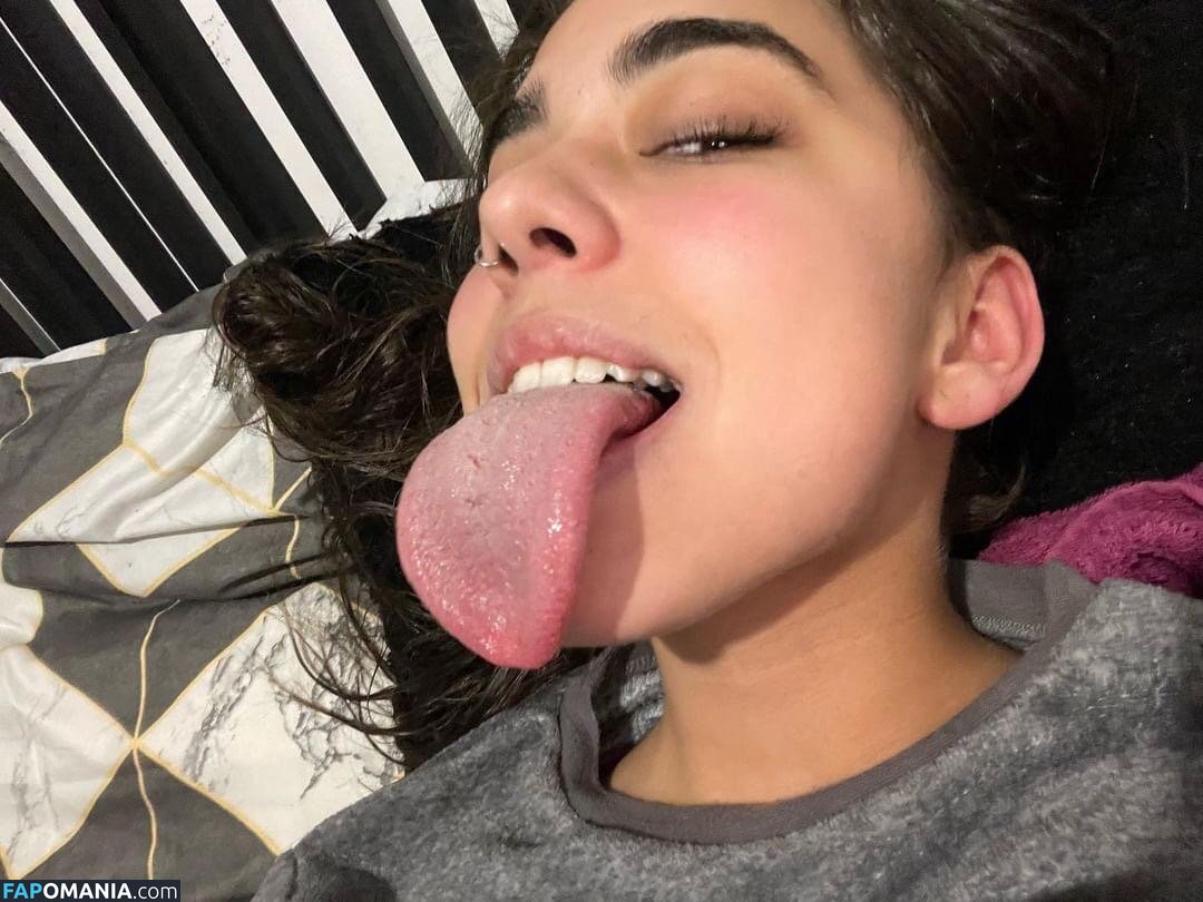 longuetongueegirl_ / noaablaancoo / u489105211 Обнажённый OnlyFans  Утёкшее фото #5