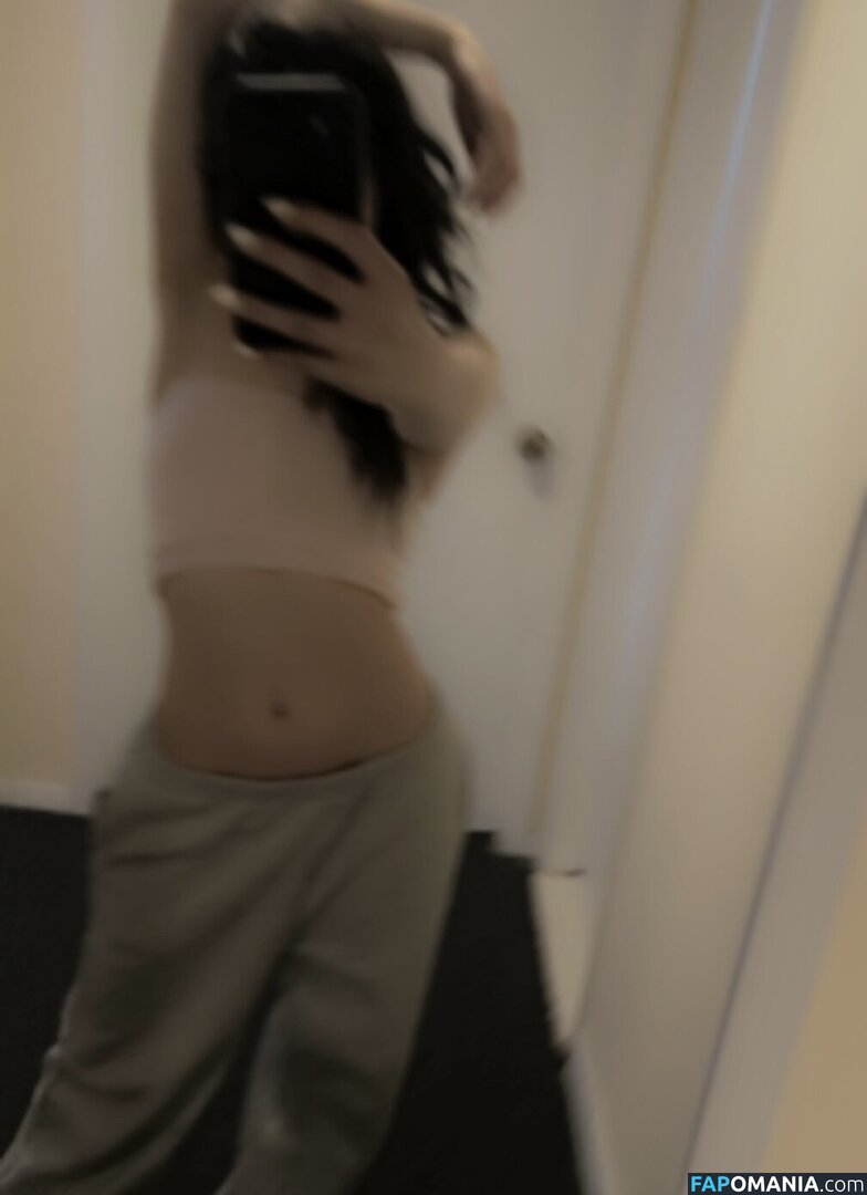 Unlov3ly / unholysrevenge / unlov3lyy Обнажённый OnlyFans  Утёкшее фото #3