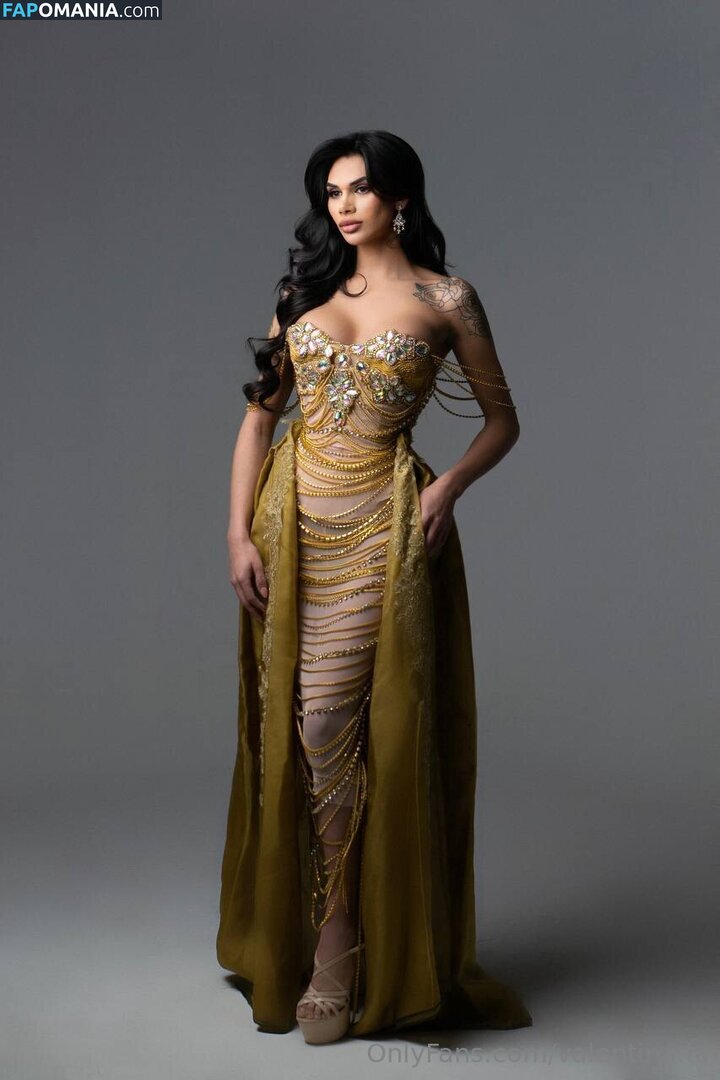 valentina.ts / valentts Обнажённый OnlyFans  Утёкшее фото #4