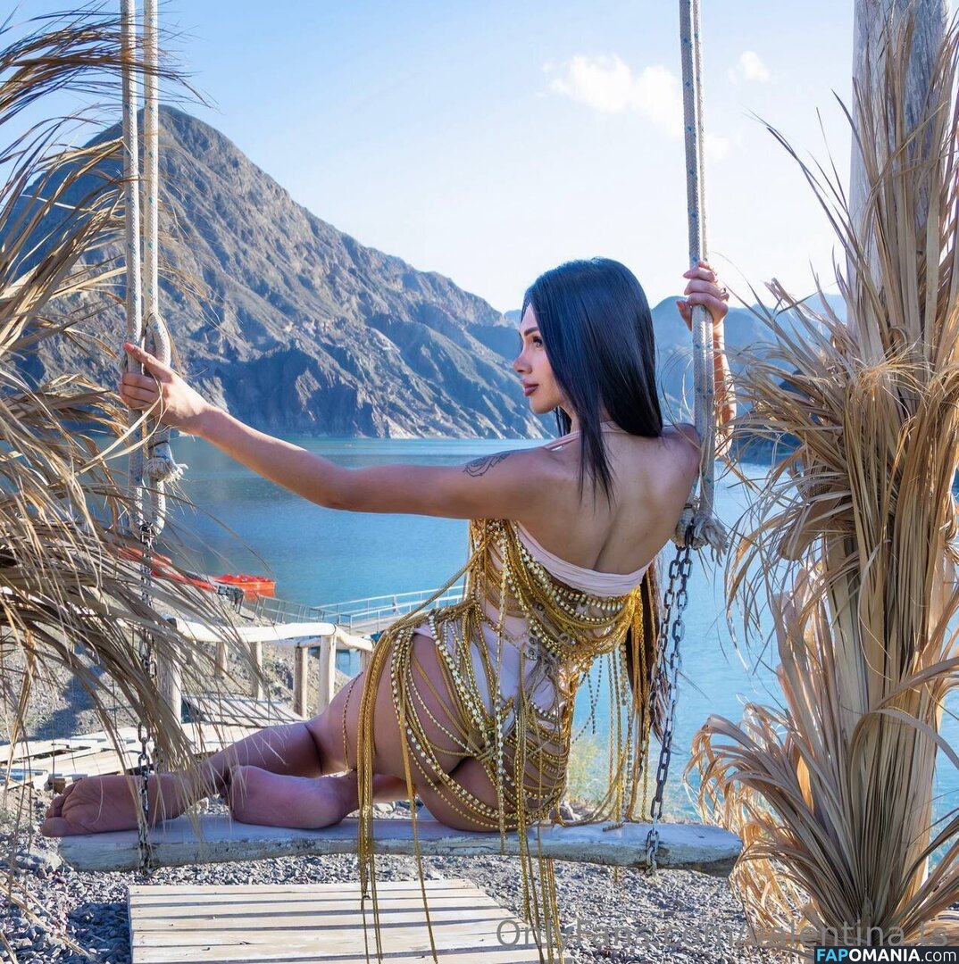 valentina.ts / valentts Обнажённый OnlyFans  Утёкшее фото #7