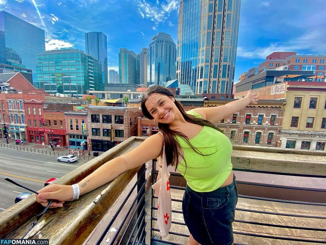 Valerie / valerie.c_ / valerieq01 Обнажённый OnlyFans  Утёкшее фото #28