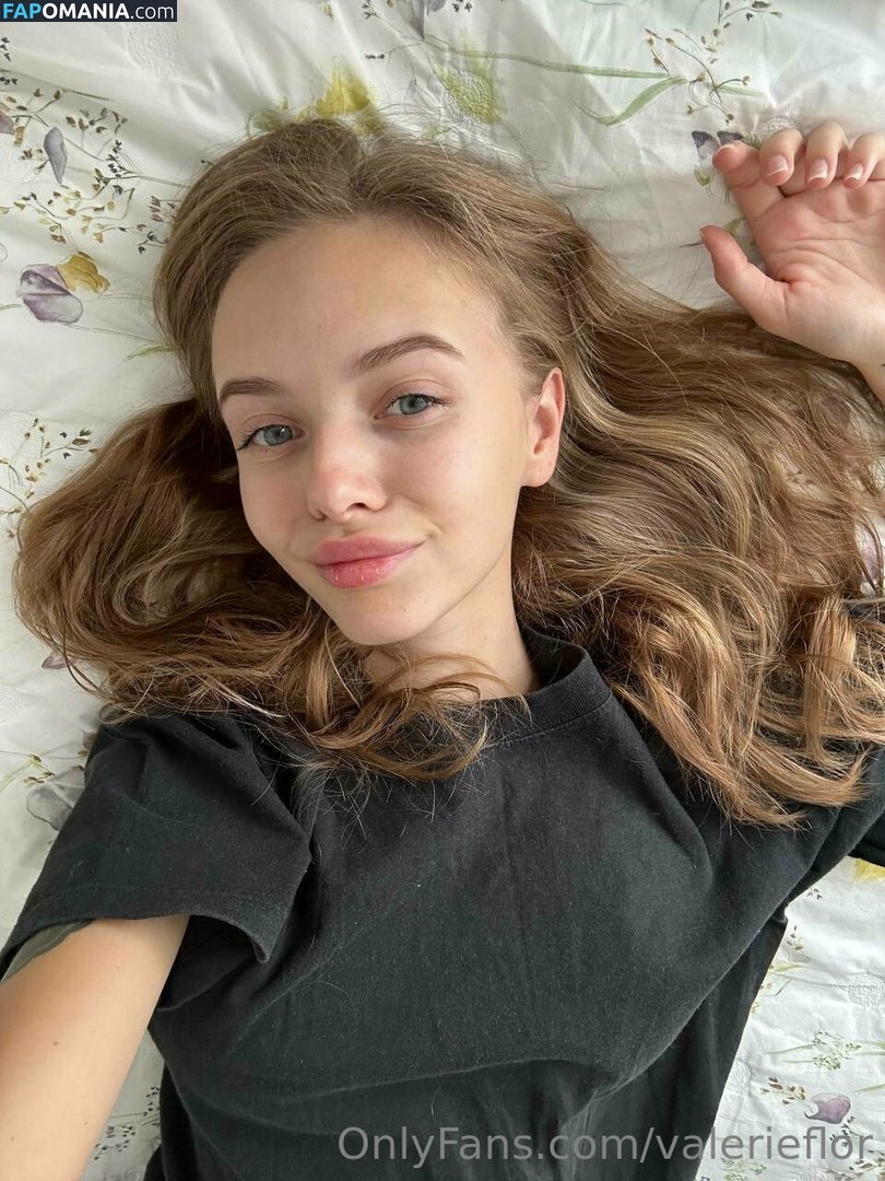 valerieflor / valerieflores Обнажённый OnlyFans  Утёкшее фото #24
