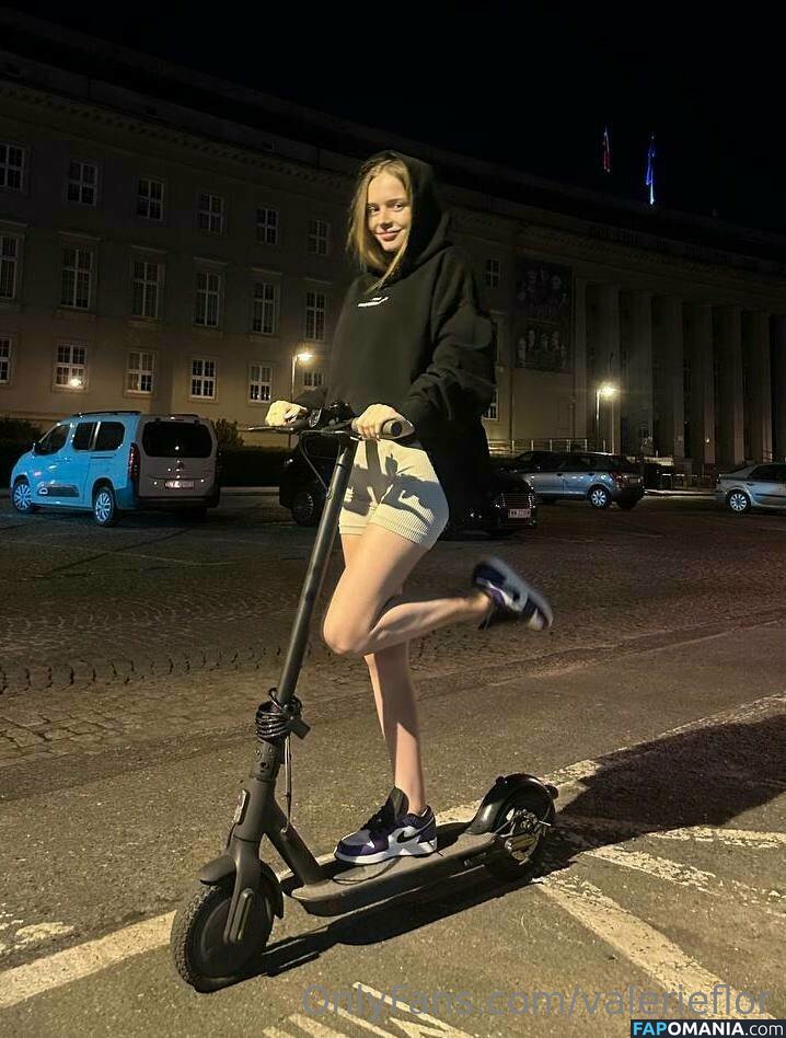 valerieflor / valerieflores Обнажённый OnlyFans  Утёкшее фото #42