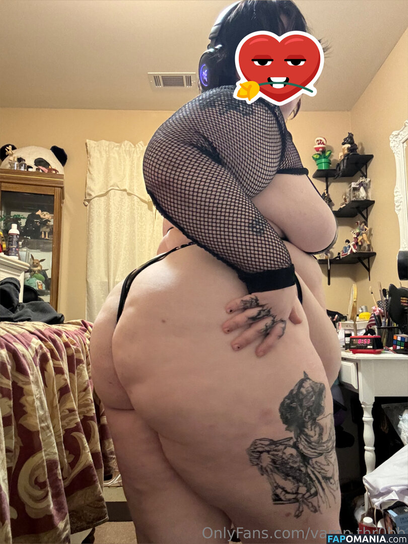 vamp.thr0b / vamp.thr0bb Обнажённый OnlyFans  Утёкшее фото #5