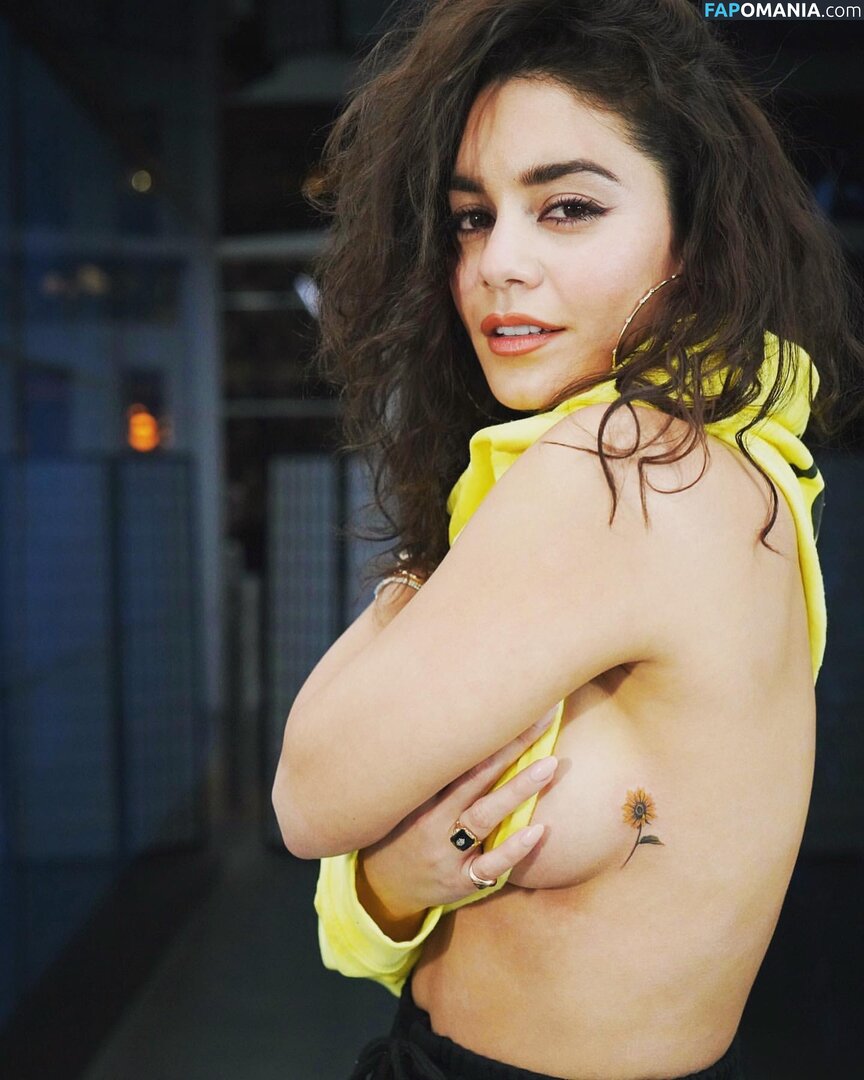 Vanessa Hudgens / vanessahudgens Обнажённый OnlyFans  Утёкшее фото #41