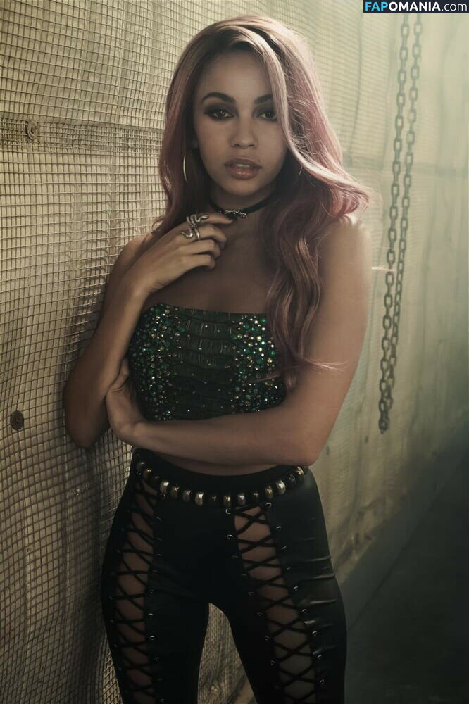 Vanessa Morgan / vanessamorgan Обнажённый OnlyFans  Утёкшее фото #90