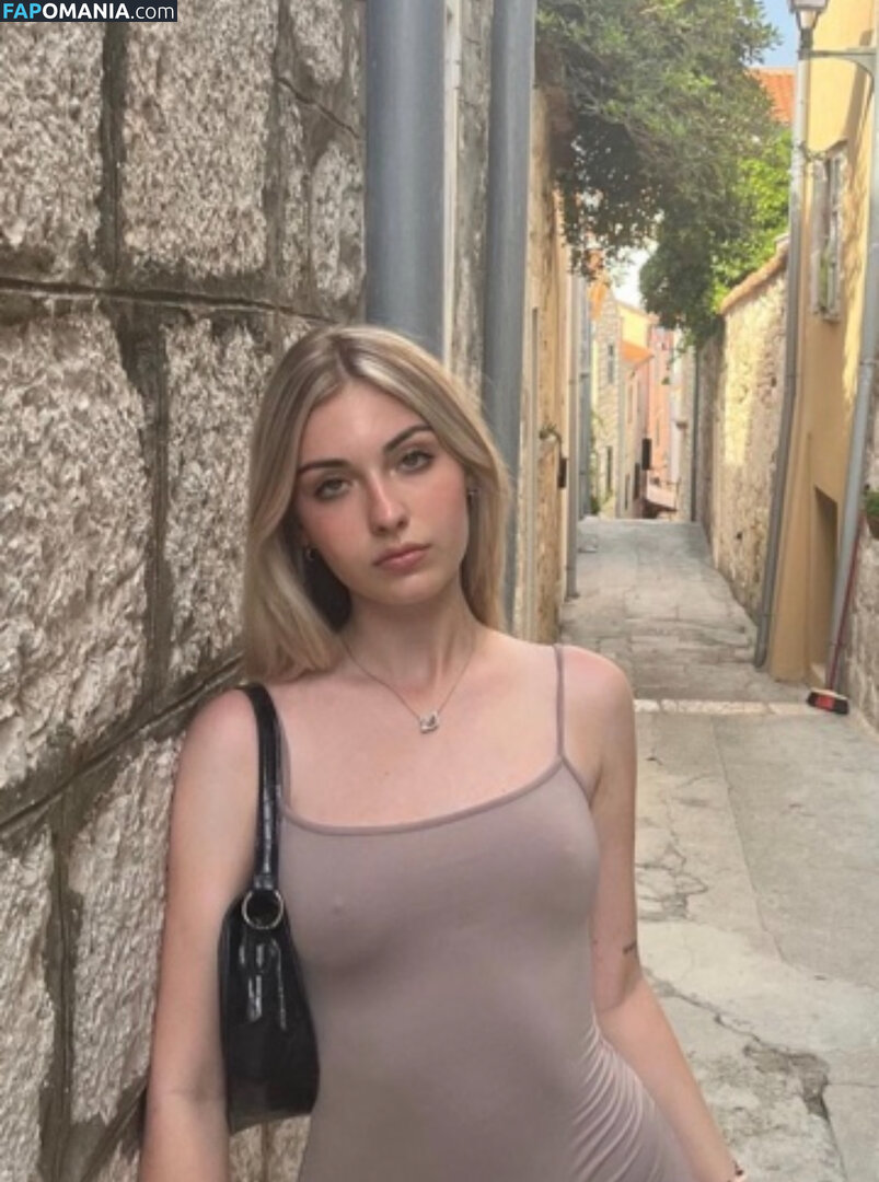 Hungarian / Magyar / Vas Megyei Lányok / szps_blnk Обнажённый OnlyFans  Утёкшее фото #1