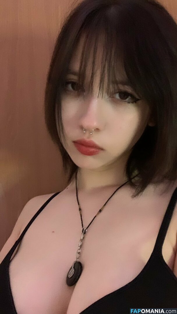 kusuoveki / kusuovk / vekikusuo / vekita / vekitk Обнажённый OnlyFans  Утёкшее фото #11