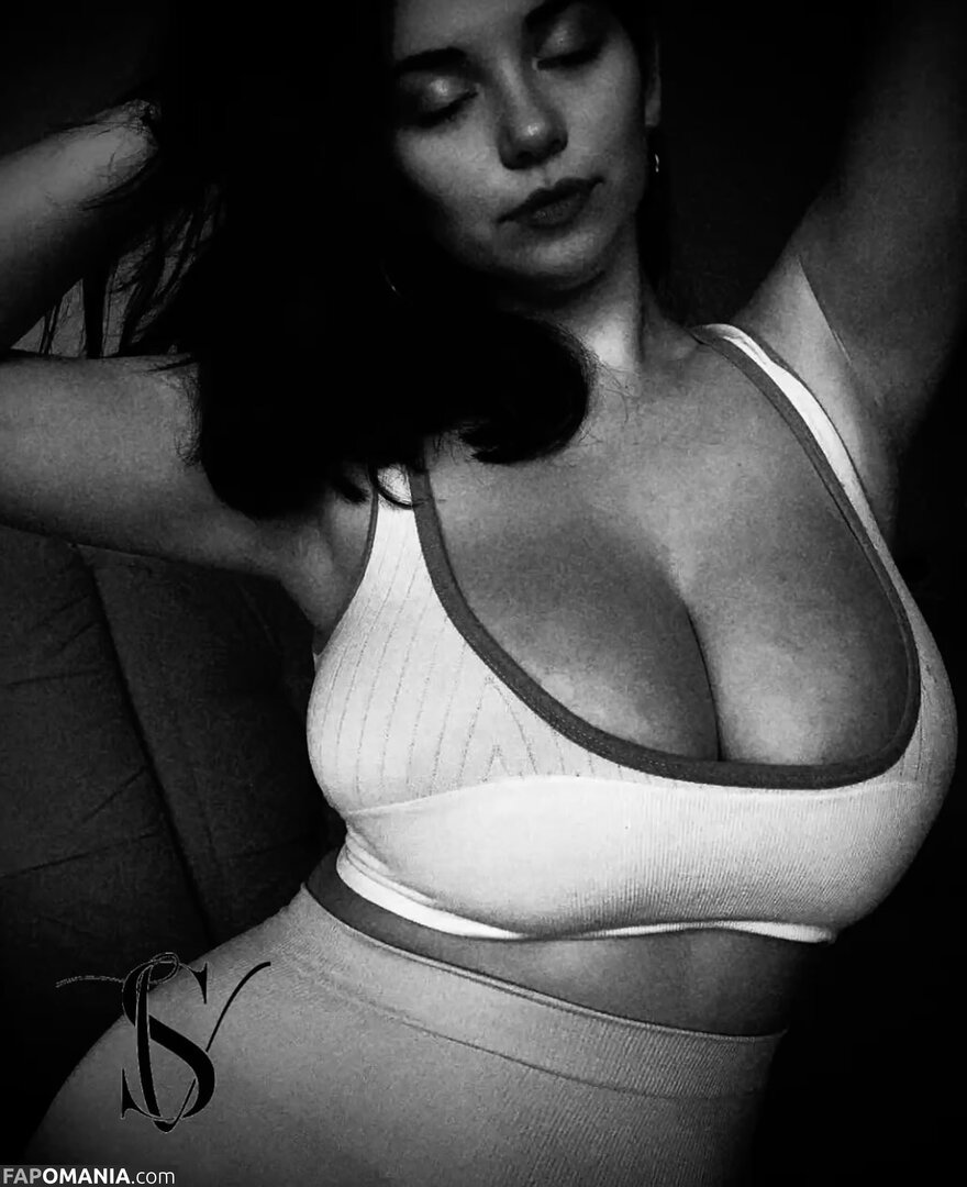 Sarah Venus / Venus Sarah / sarahvenusofficial / thecosmic_sarah Обнажённый OnlyFans  Утёкшее фото #2