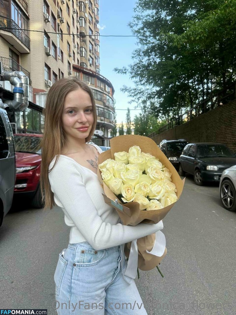 mzlovinmyself / veronica_flowers Обнажённый OnlyFans  Утёкшее фото #11