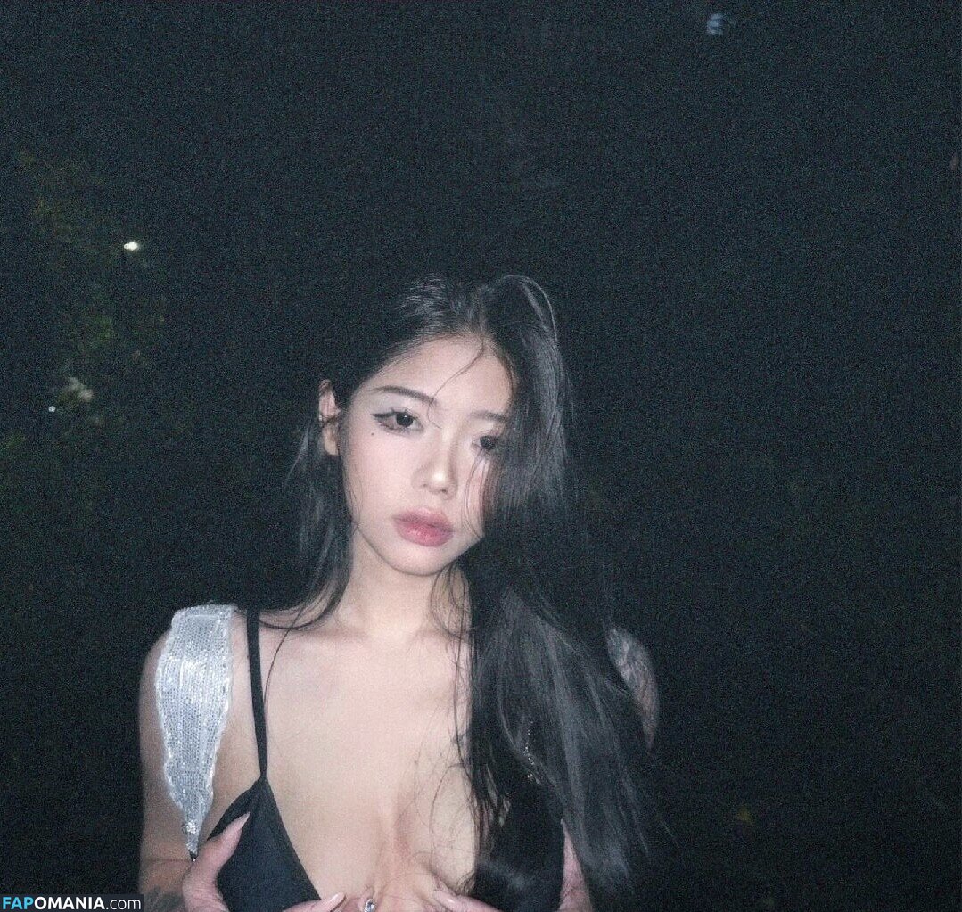 Khúc Thị Hương / Veronica Lucifer / akashi.yumi.3 / madamelucy / veronica_lucifer_ Обнажённый OnlyFans  Утёкшее фото #8