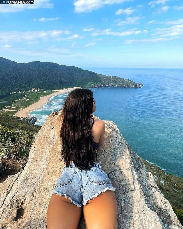 Victtoria Medeiros / Victtoriamedeiros / euvicmedeiros Обнажённый OnlyFans  Утёкшее фото #189