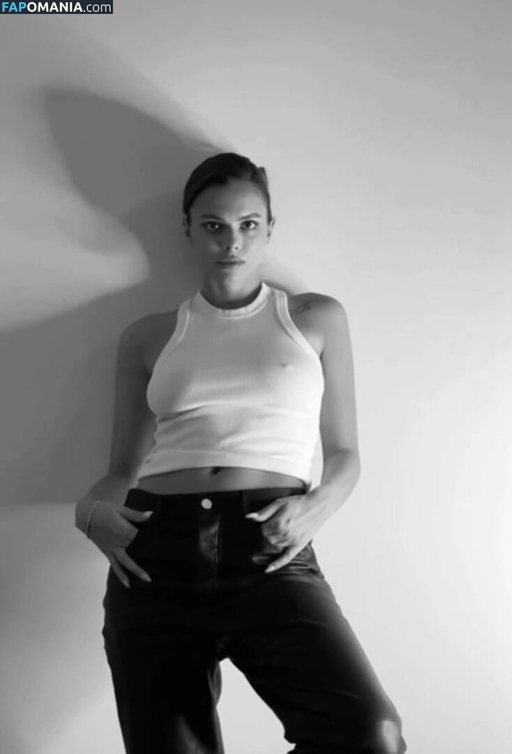 Viki Odintcova / mavrinmag / viki_odintcova Обнажённый OnlyFans  Утёкшее фото #330