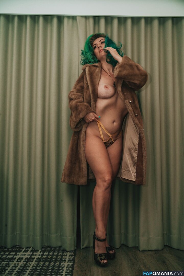 Vintage / _bellzora_ / https: / m_mira Обнажённый OnlyFans  Утёкшее фото #9