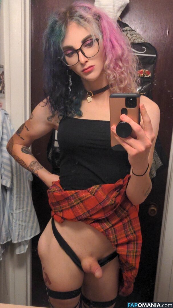 Violet Valentine / slutpilled / thot_piece / violetvalentine_official Обнажённый OnlyFans  Утёкшее фото #1