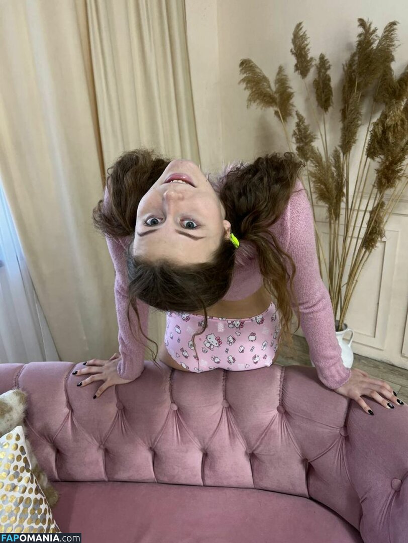 _vitaniemi01 / bloom.xvi / nayane_vitali01 / vitaniemi Обнажённый OnlyFans  Утёкшее фото #453