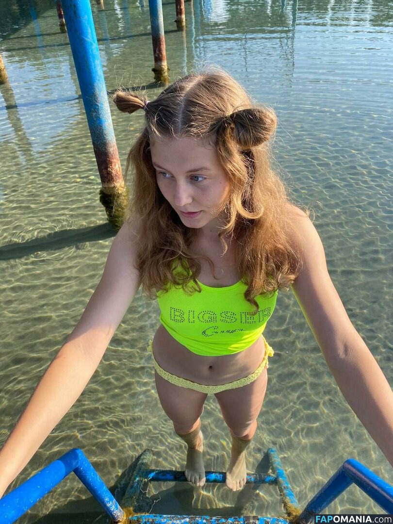 _vitaniemi01 / bloom.xvi / nayane_vitali01 / vitaniemi Обнажённый OnlyFans  Утёкшее фото #474