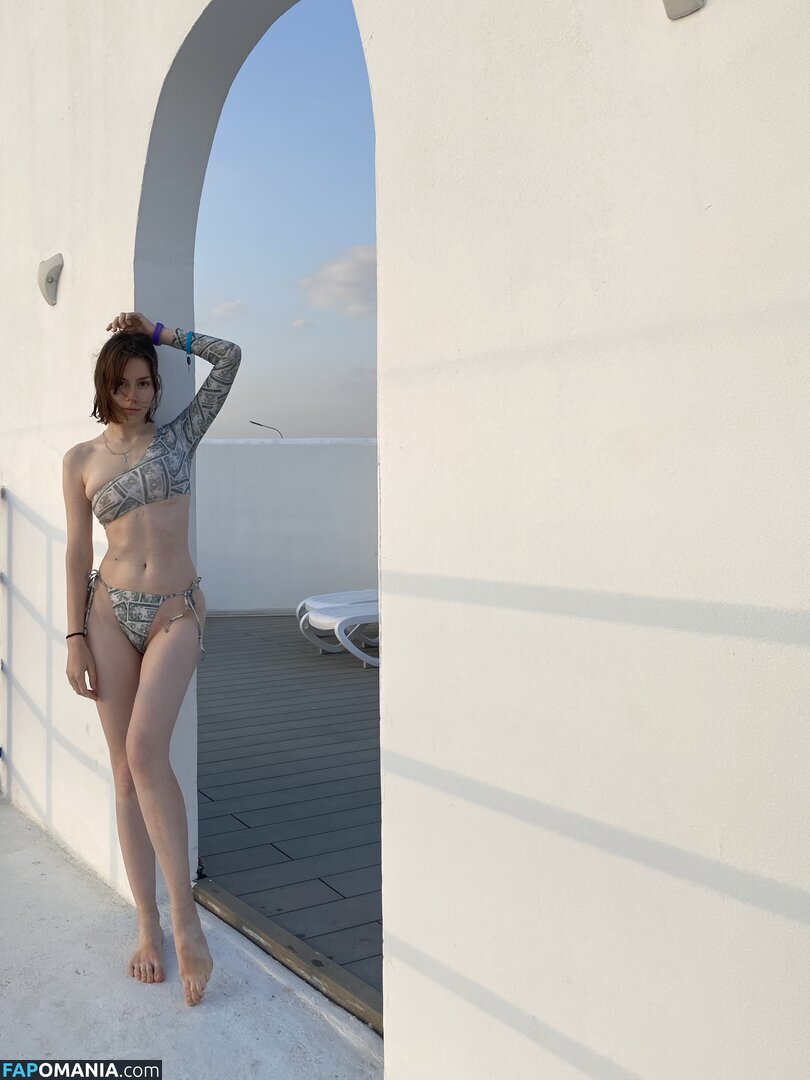 Vlada Vasuhno Обнажённый OnlyFans  Утёкшее фото #5