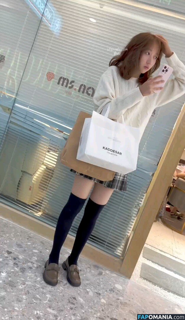 Voyeur Asian Pissing Toilet &Amp; Upskirts Only / girlspissin / https: Обнажённый OnlyFans  Утёкшее фото #4