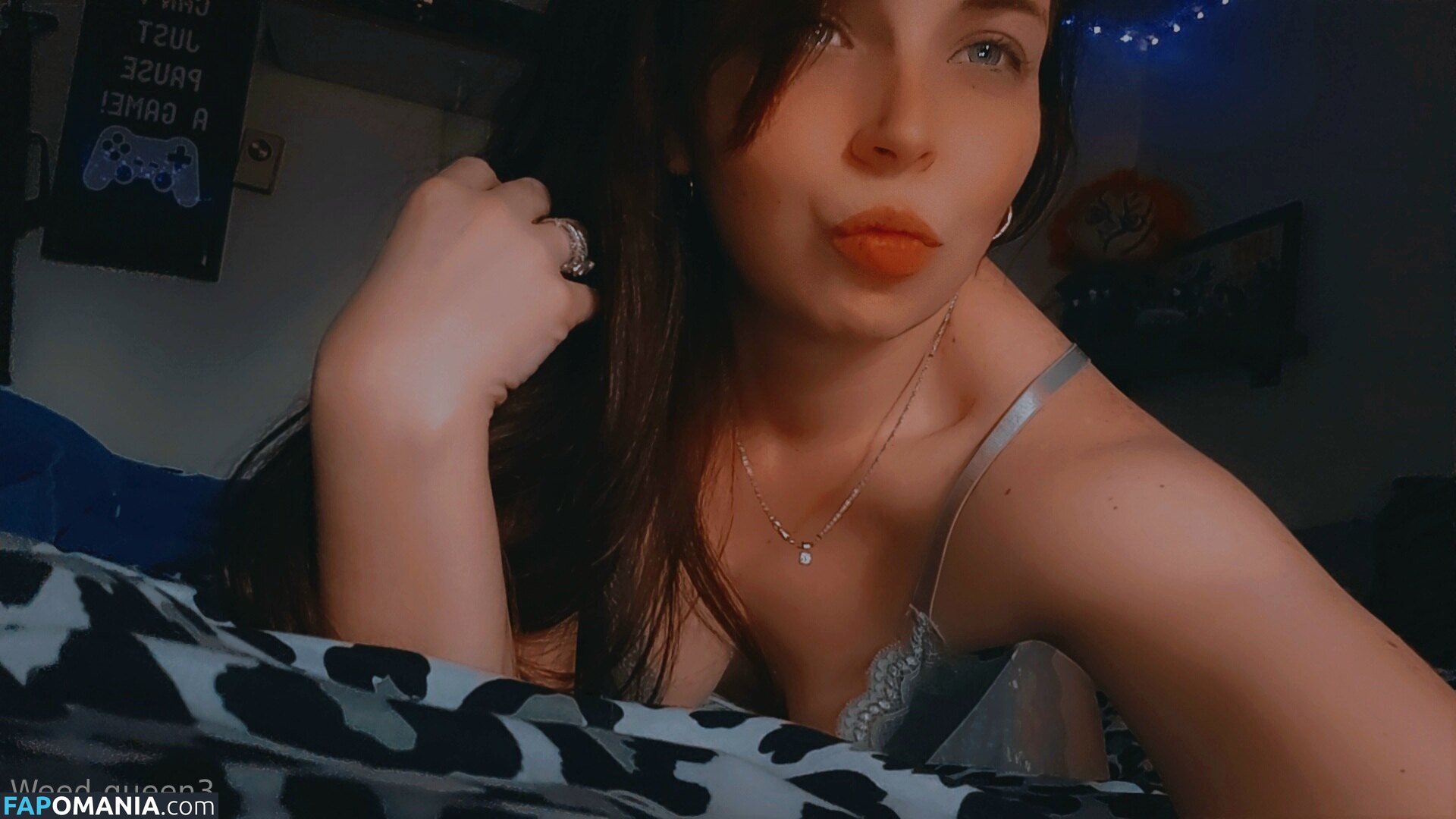 weedqueen33 / weedqueenofficialpage Обнажённый OnlyFans  Утёкшее фото #14
