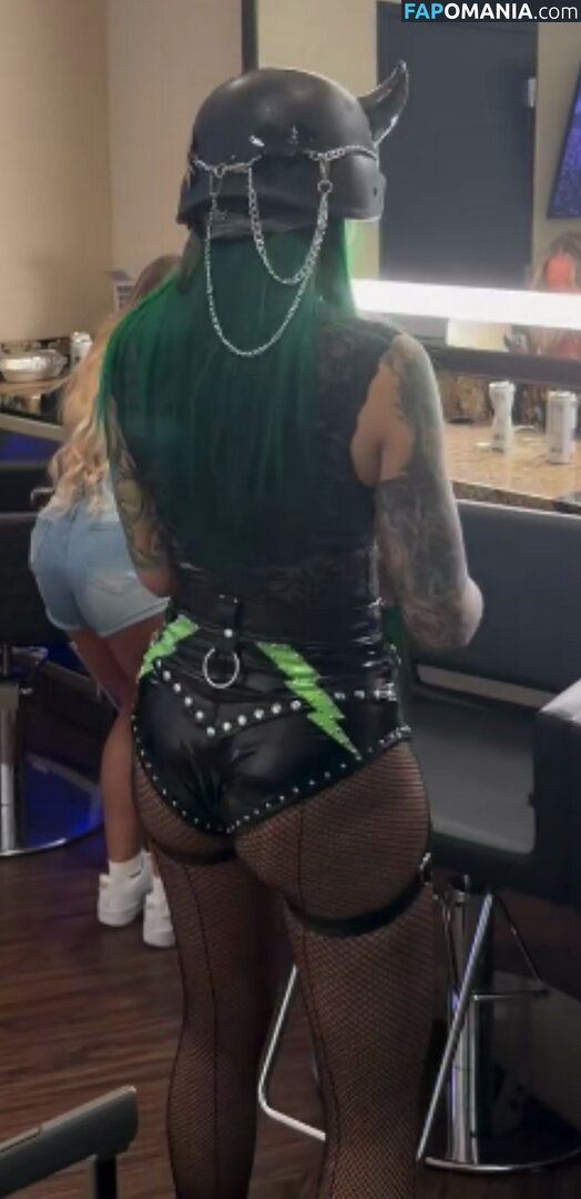 Shotzi Blackheart / ShotziWWE / WWE Shotzi Обнажённый OnlyFans  Утёкшее фото #4