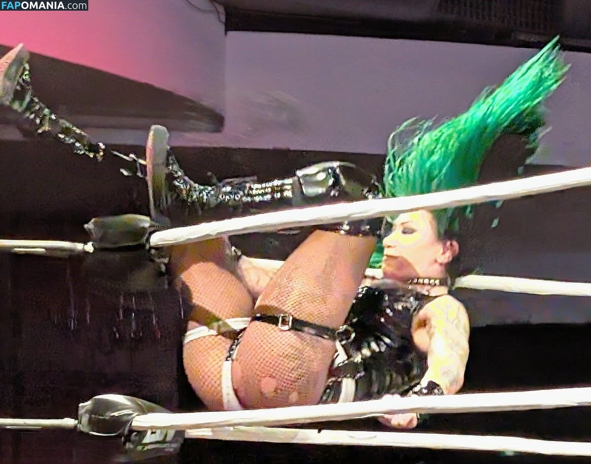 Shotzi Blackheart / ShotziWWE / WWE Shotzi Обнажённый OnlyFans  Утёкшее фото #28