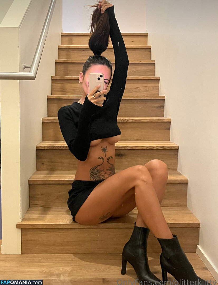 Sarahturnerr_ / xx.sarahturner.xx / xx.turner.xx Обнажённый OnlyFans  Утёкшее фото #2