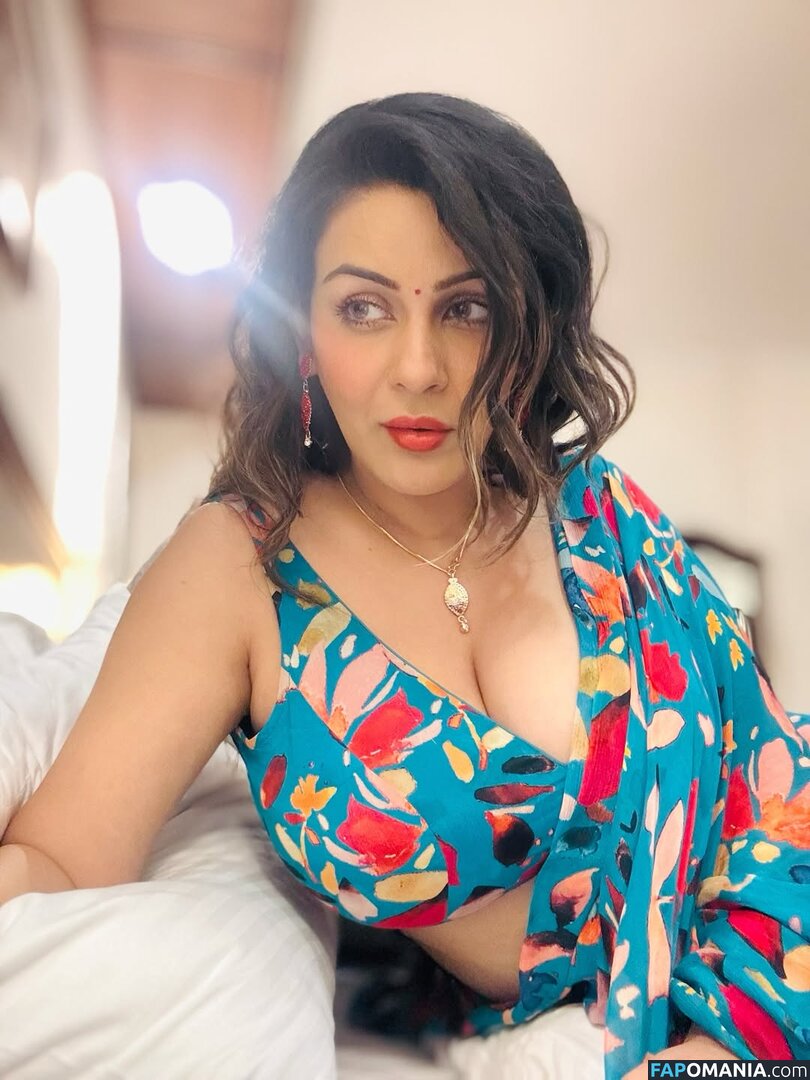 Yamini Malhotra / https: / yamini.malhotra Обнажённый OnlyFans  Утёкшее фото #13