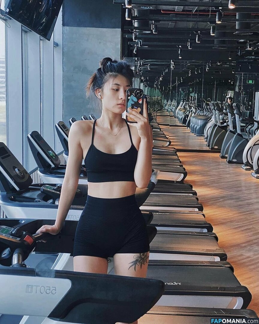 Yan_0304 / Y小姐 / yana_0304_ Обнажённый OnlyFans  Утёкшее фото #2