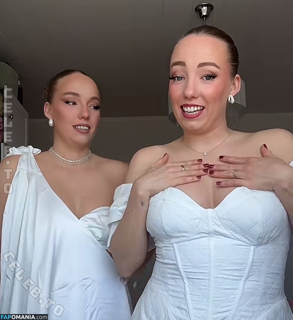 Yana & Tayisiya Morderger / yanusik_97_ Обнажённый OnlyFans  Утёкшее фото #7