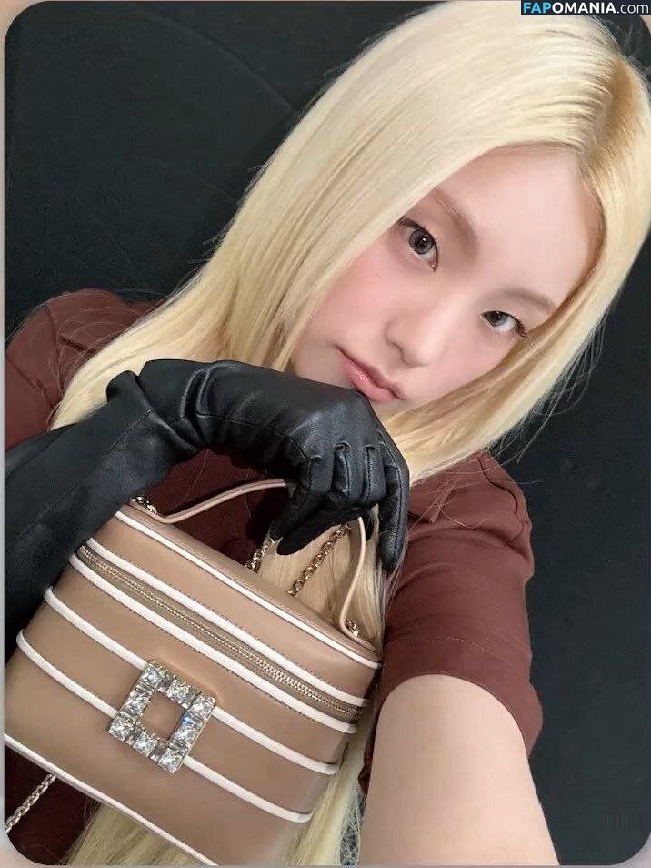 Hwang Ye-ji / ITZY (예지 / Yeji / yezyizhere Обнажённый OnlyFans  Утёкшее фото #19