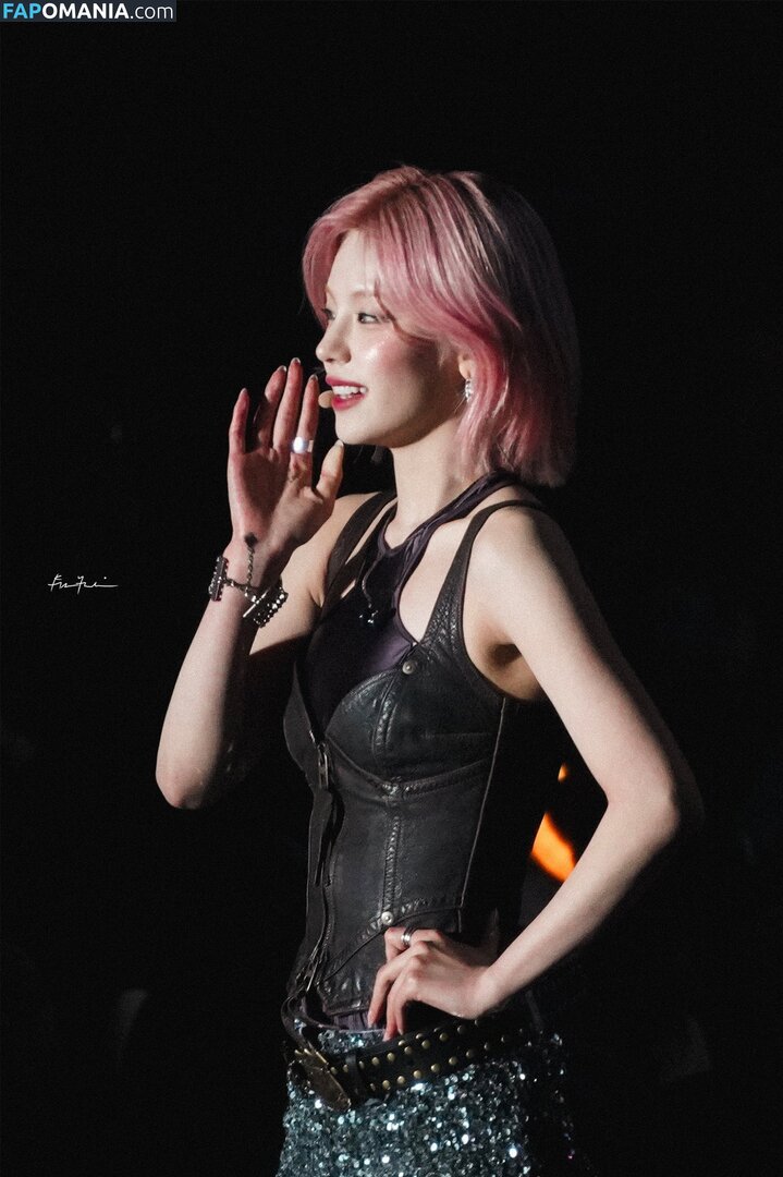 Hwang Ye-ji / ITZY (예지 / Yeji / yezyizhere Обнажённый OnlyFans  Утёкшее фото #29