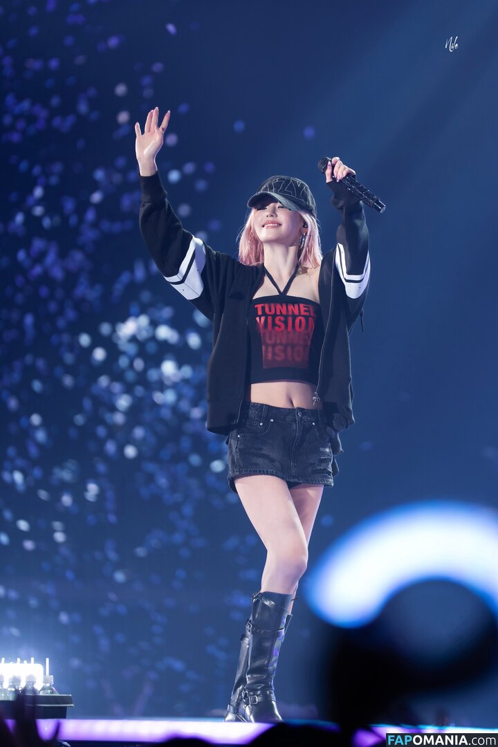 Hwang Ye-ji / ITZY (예지 / Yeji / yezyizhere Обнажённый OnlyFans  Утёкшее фото #37
