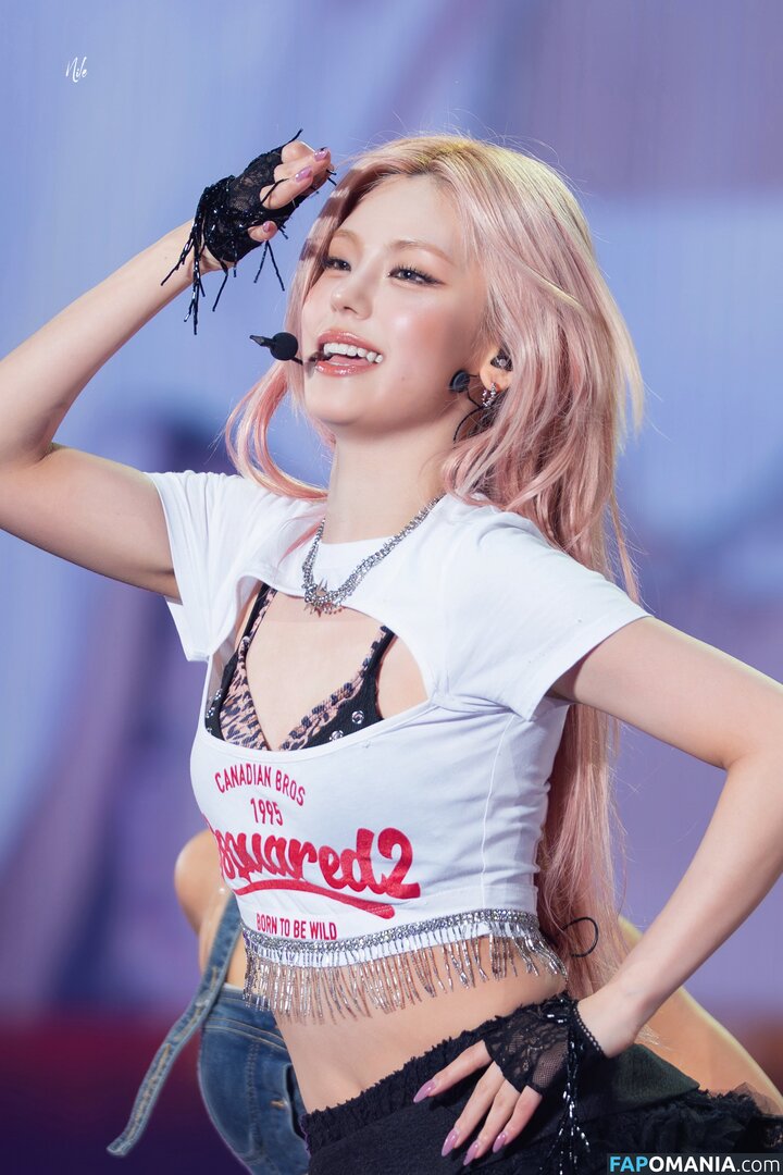 Hwang Ye-ji / ITZY (예지 / Yeji / yezyizhere Обнажённый OnlyFans  Утёкшее фото #48