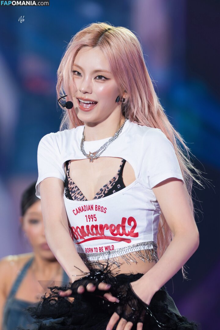 Hwang Ye-ji / ITZY (예지 / Yeji / yezyizhere Обнажённый OnlyFans  Утёкшее фото #50